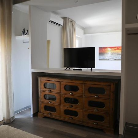 Interno 11 City View With Kitchen - 70 Mq Bari Ngoại thất bức ảnh